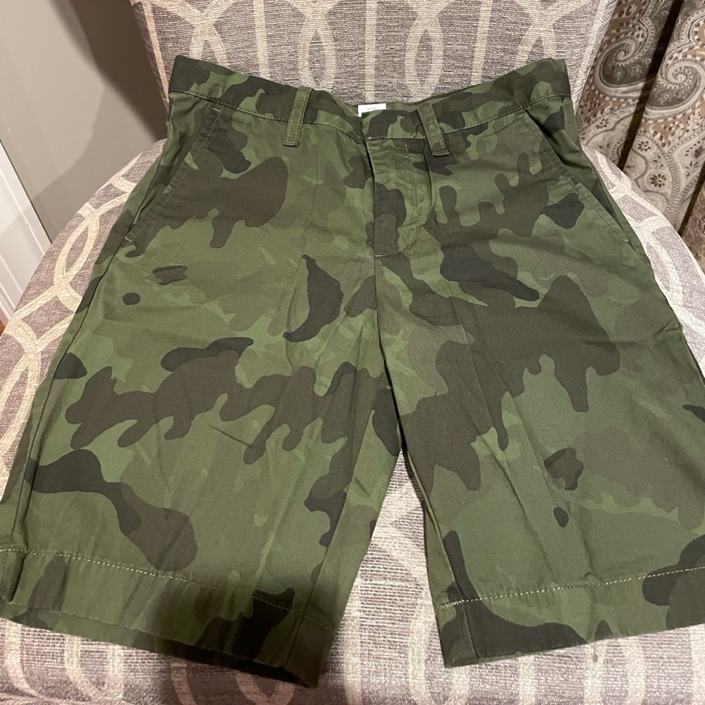 Crewcuts boys camo twill shorts Sz 10